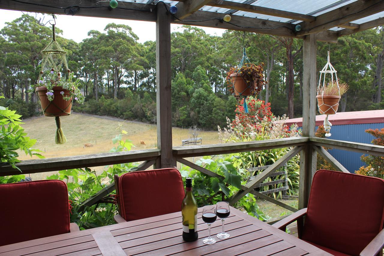 Eagle'S Roost Farmstay B&B Rocky Cape Exteriör bild